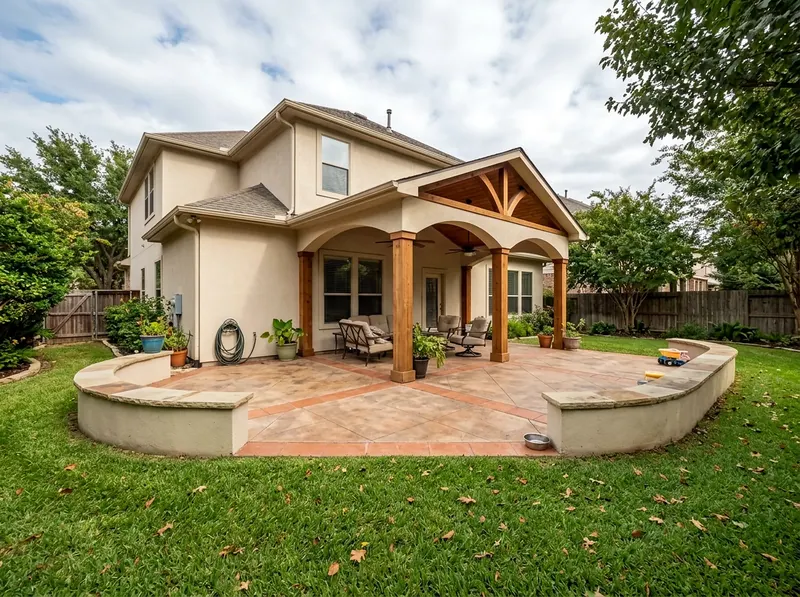 600 sq ft Natural cedar Pavers Mediterranean pavers & patio