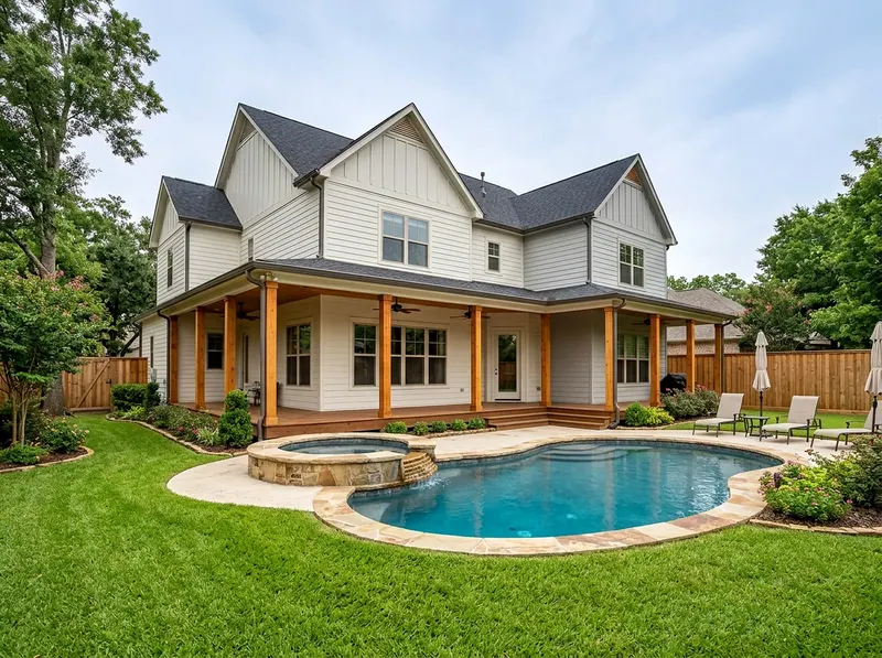 Family yard White Value finish Farmhouse shotcrete pool