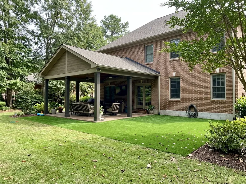 500 sq ft Charcoal Pet turf Traditional turf
